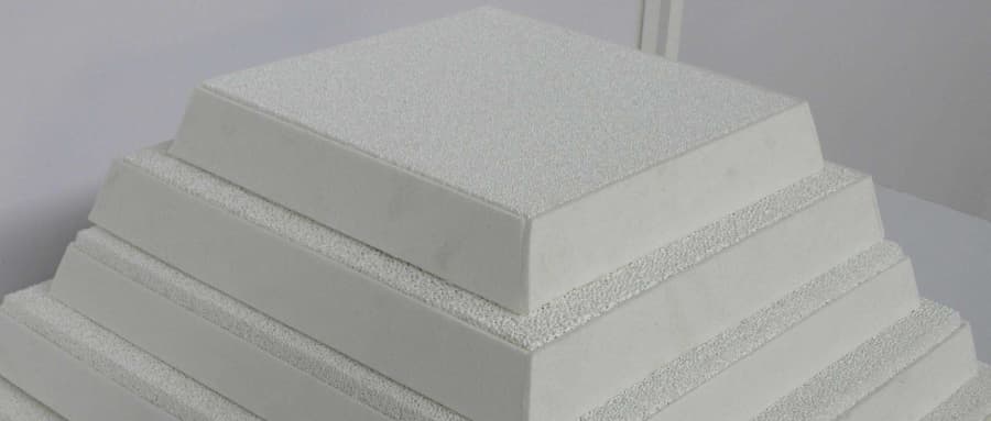 Ceramic filter plates of various sizes