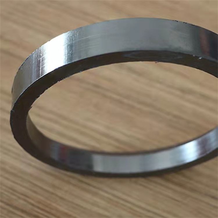 graphite ring